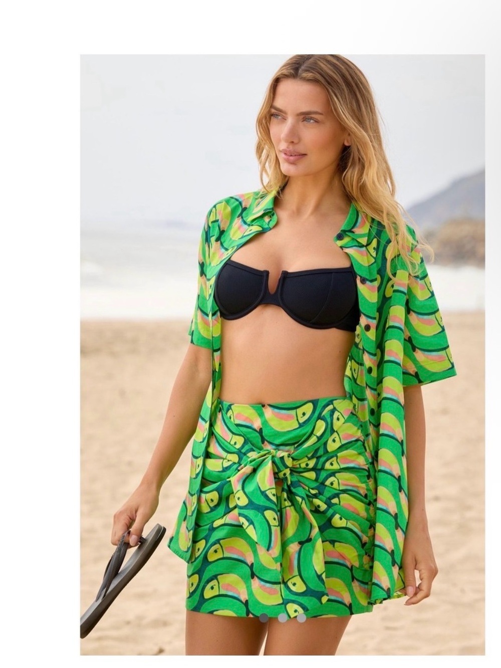 Farm Rio for Anthropologie Green Toucan Print Front Tie Mini Skirt Size S